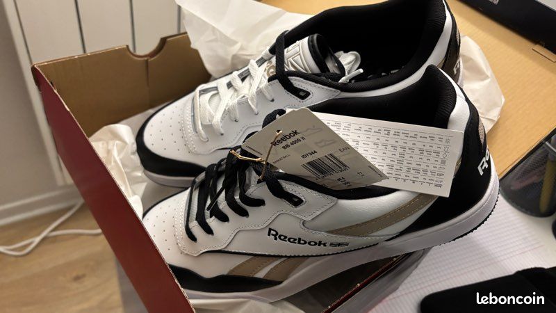 Athletic Shoes Reebok Classic Blanche Et Noir Basket Femme Reebok