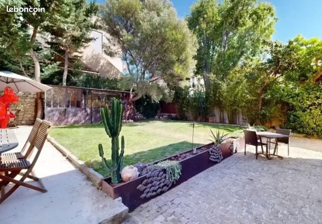 Maison 199m2 avec jardin — 2