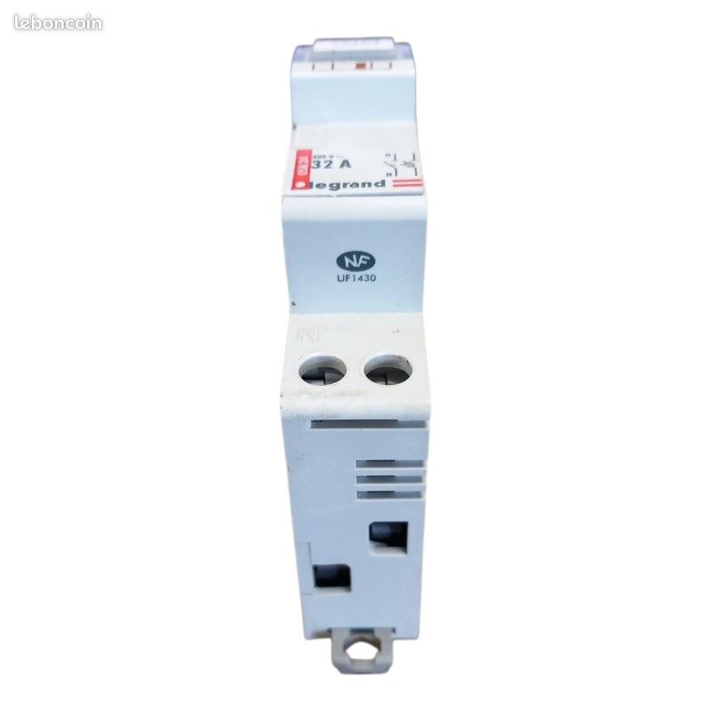 LOT DE 4 LEGRAND 05824 32A Repartiteur modulaire (image 3)