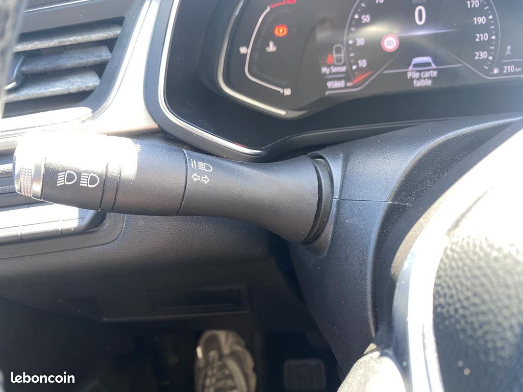 RENAULT CAPTUR 1.5 Blue dCi - 115 Intens (image 21)