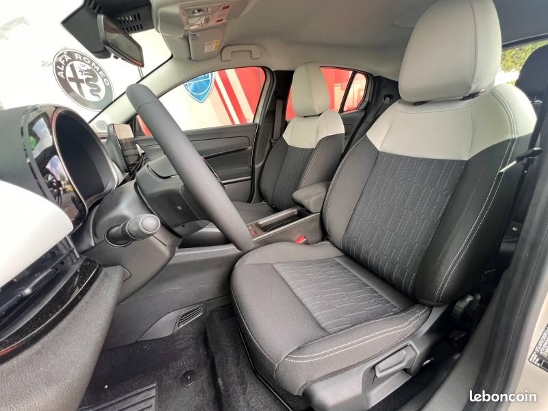 Fiat 600 e 156ch 54kWh Business Edition (Certinergy 6100 déduit) (image 8)