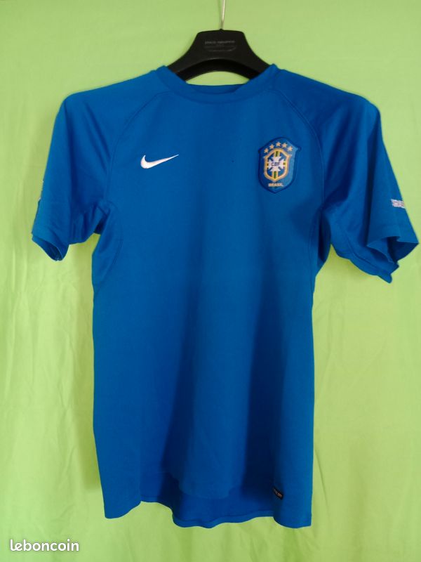 Les nouveaux maillots Brésil coupe du monde 2022 par Nike - Maillots