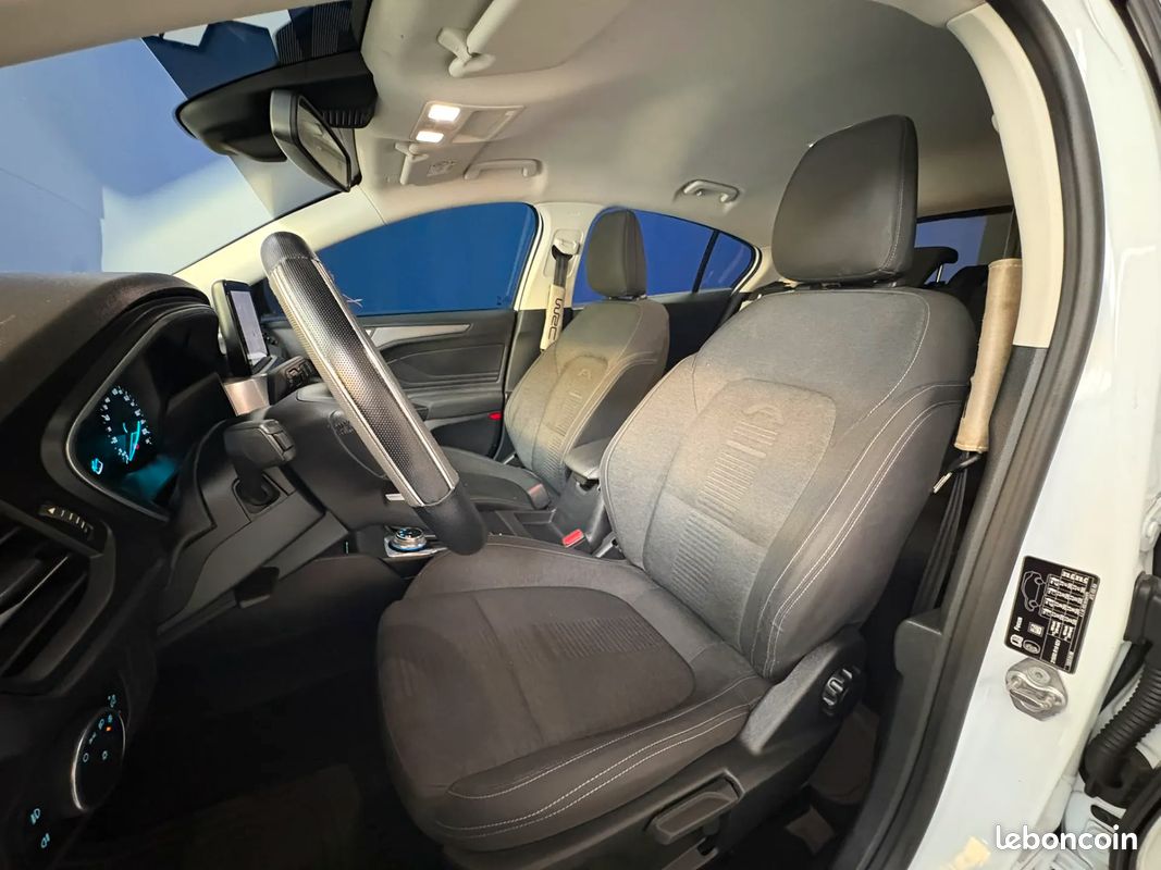 FORD Focus Active 1.0 125 ch Active X Boîte auto - Carplay, Caméra de recul - (image 9)