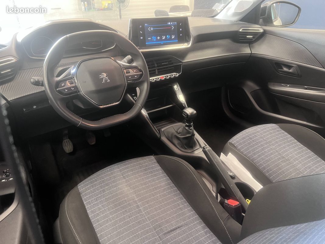 Peugeot 208 bluehdi 100 s&s bvm6 premium (image 13)