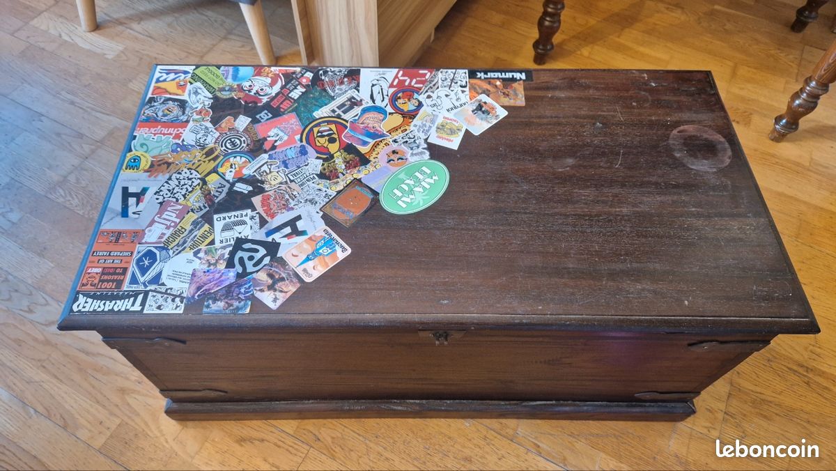 Coffre en bois personnalisé (image 1)