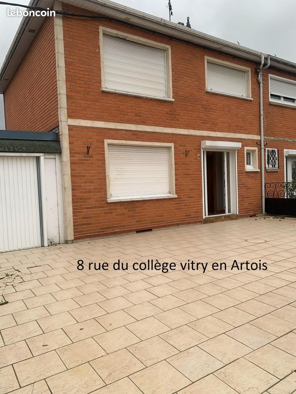 Maison 6 pièces 118 m² · à Vitry-en-Artois · 118 m² · 176 000 €