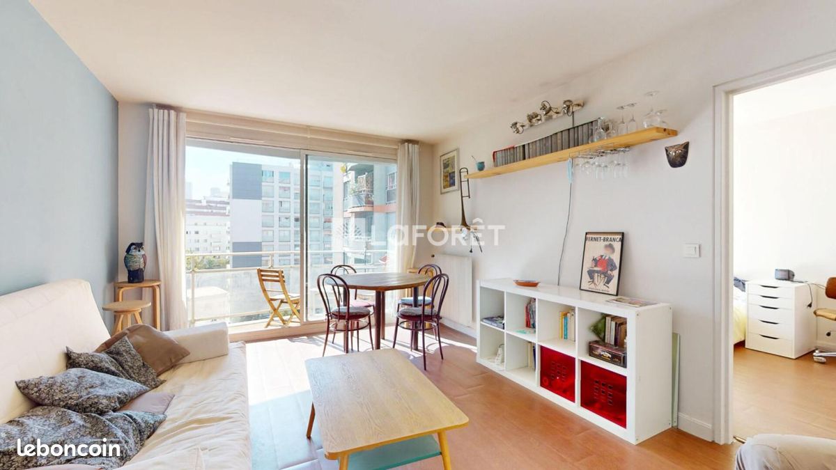 Appartement 2 pièces 44 m² · à Paris · 44 m² · 400 000 €