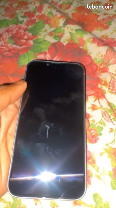 IPhone 14 bleu 256go (image 4)