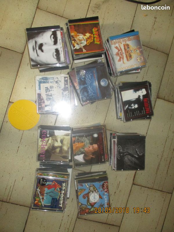 Lot 76 CD divers (image 2)