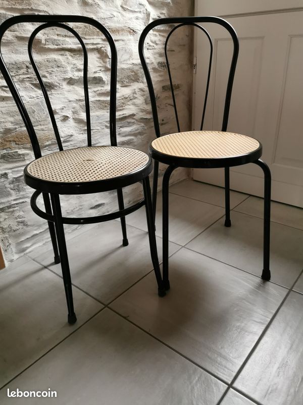 Lot De 2 Fauteuils D'appoint En Similicuir Marron - Pieds Métal - Rembourrage Confortable - Pour Salon Ou Bureau