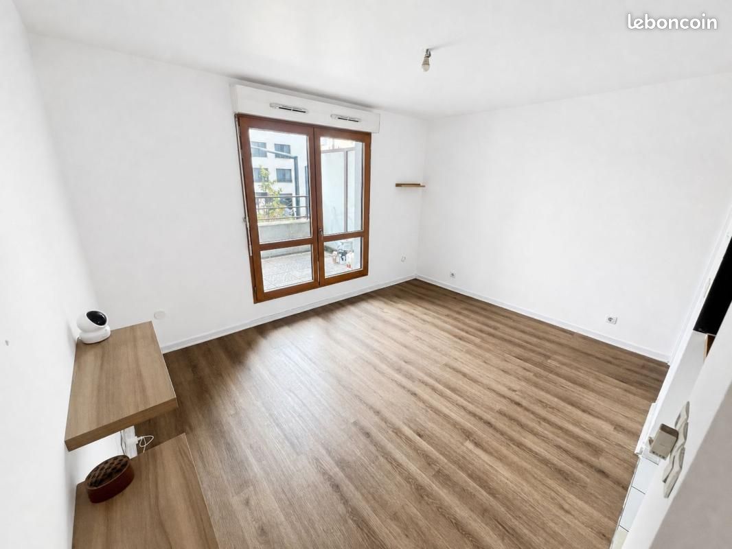 Appartement 1 pièce 24 m² · au Bourget · 24 m² · 119 000 €