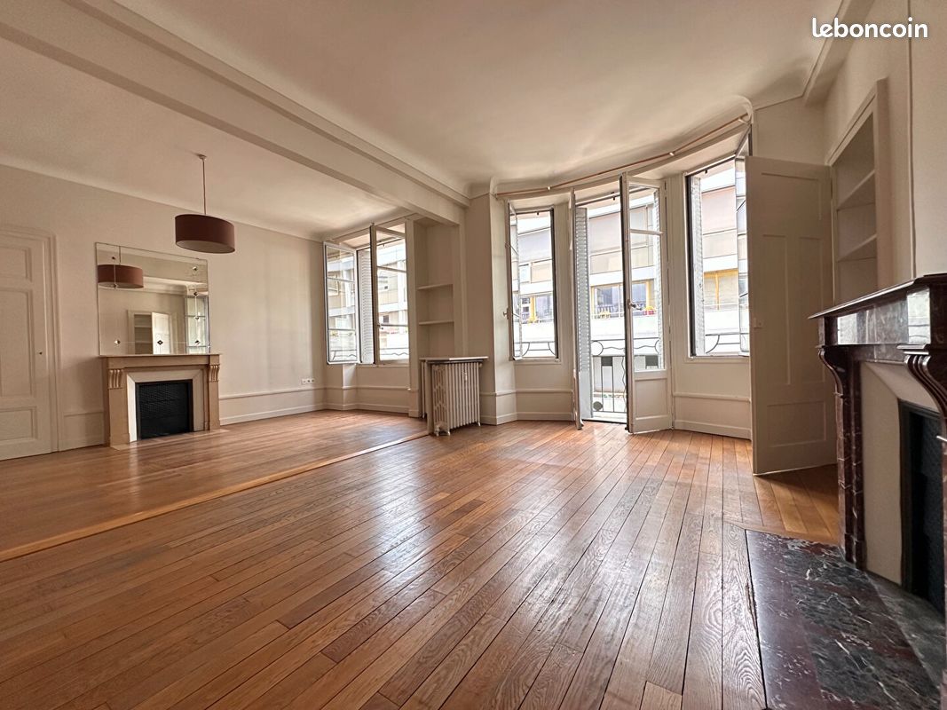 Appartement 3 pièces 89 m² · à Chambéry · 89 m² · 1 320 €/mois