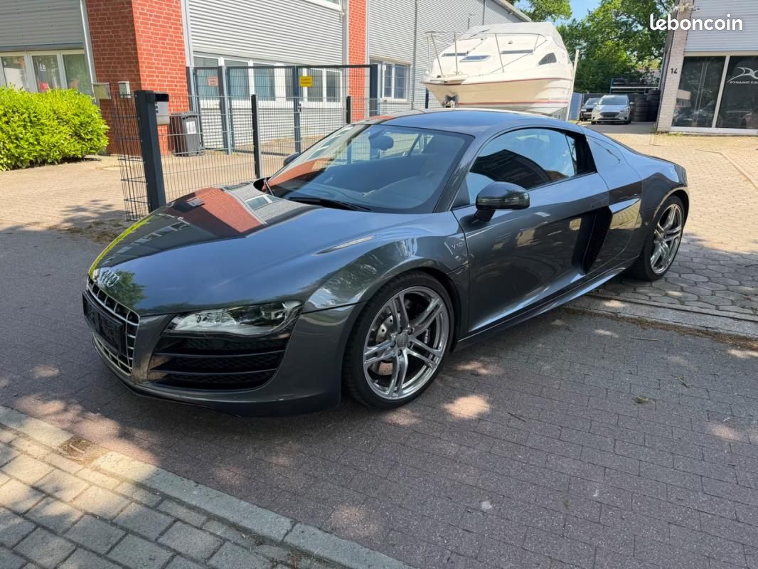 Audi R8 COUPE 5.2 FSI QUATTRO V10. 31.000KM (image 5)