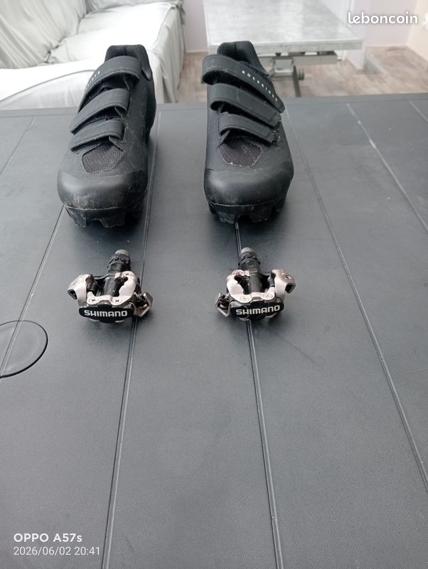 Chaussures à clipser vélo (image 1)