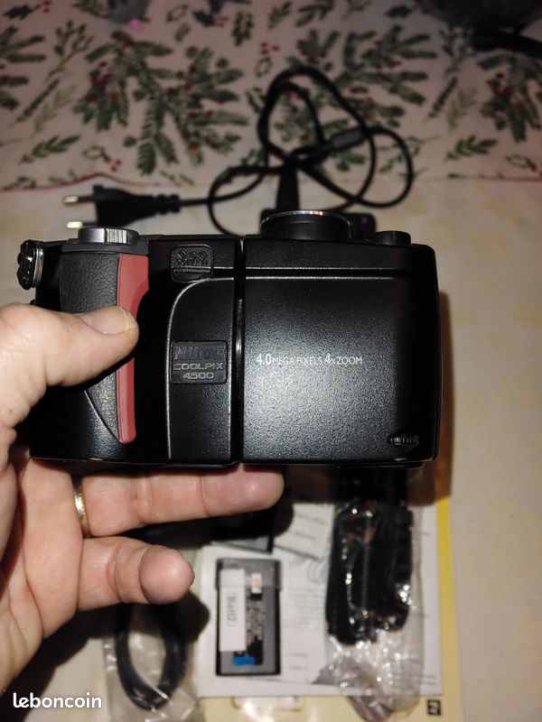 Nikon Coolpix 4500 - En Panne, Vendu Pour Pièces Détachées