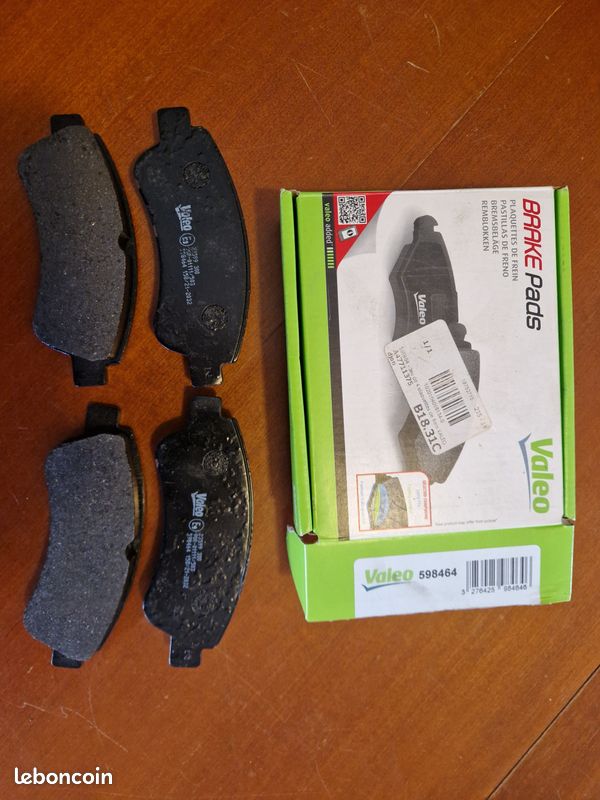 601045 VALEO Plaquettes De Frein Essieu Avant, Sans Palpeur D'usure