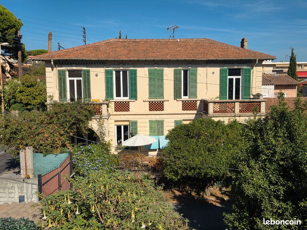 Maison 7 pièces 130 m² · à Vallauris · 130 m² · 550 000 €