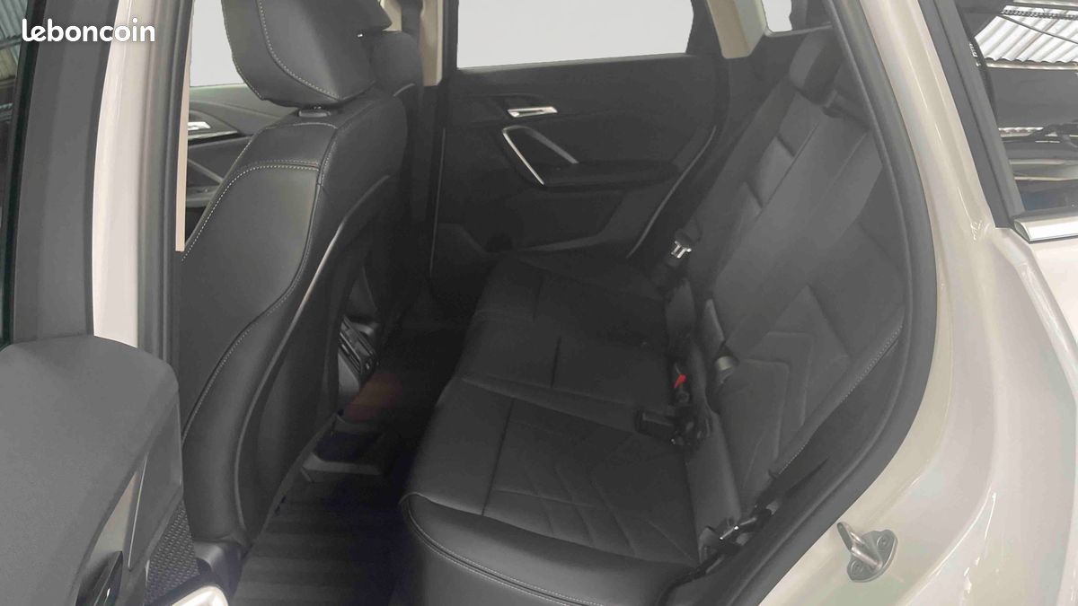 BMW iX1 eDrive20 Pure Edition xLine (image 12)