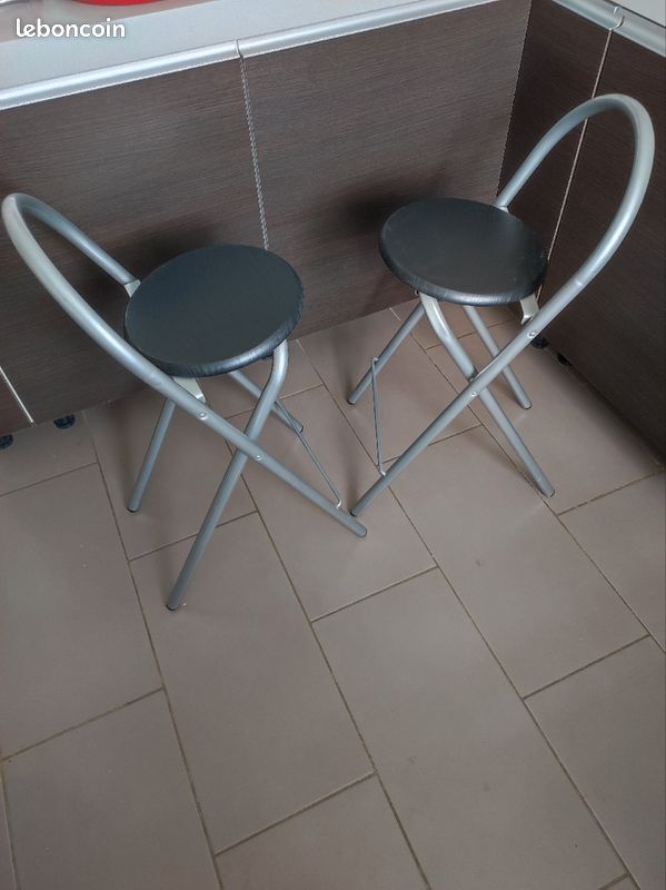 Lot de deux tabourets de bar noir (image 1)