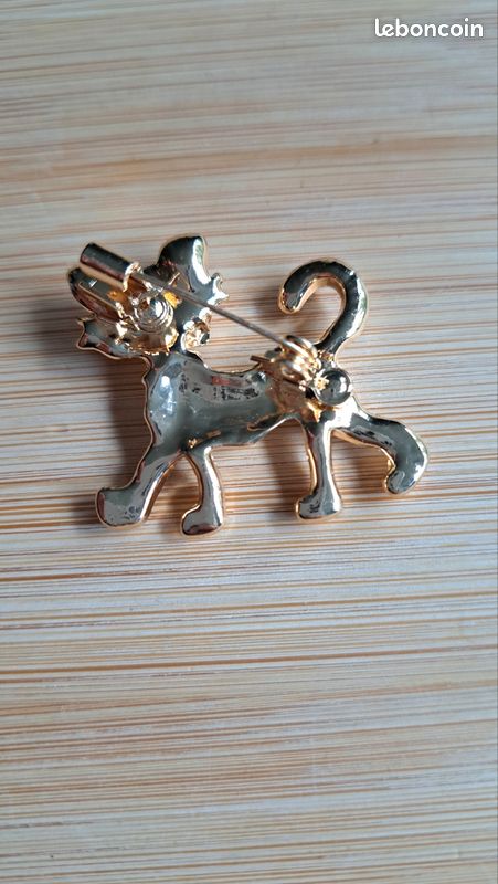 Broche Peluche Chatte Avec Couronne Et Strass – Gris – Fantaisie Femme – Neuve