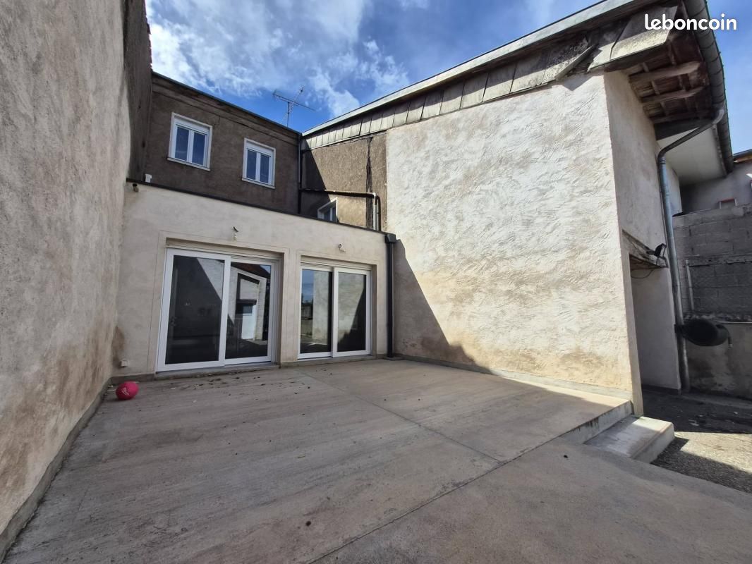 Maison 6 pièces 145 m² · à Neuviller-sur-Moselle · 145 m² · 230 000 €
