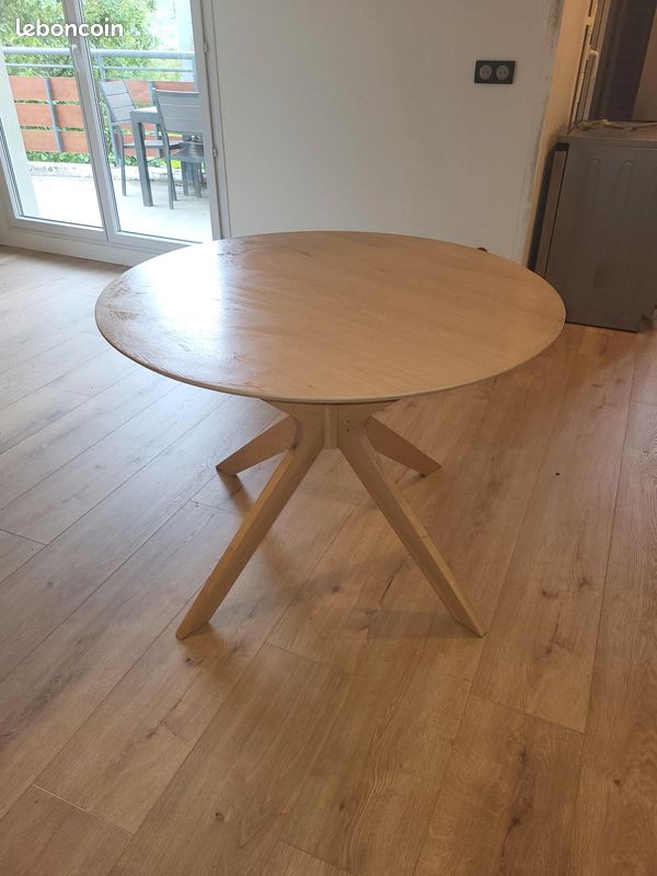 Table ronde 105 cm de diamètre - Alinéa (image 1)