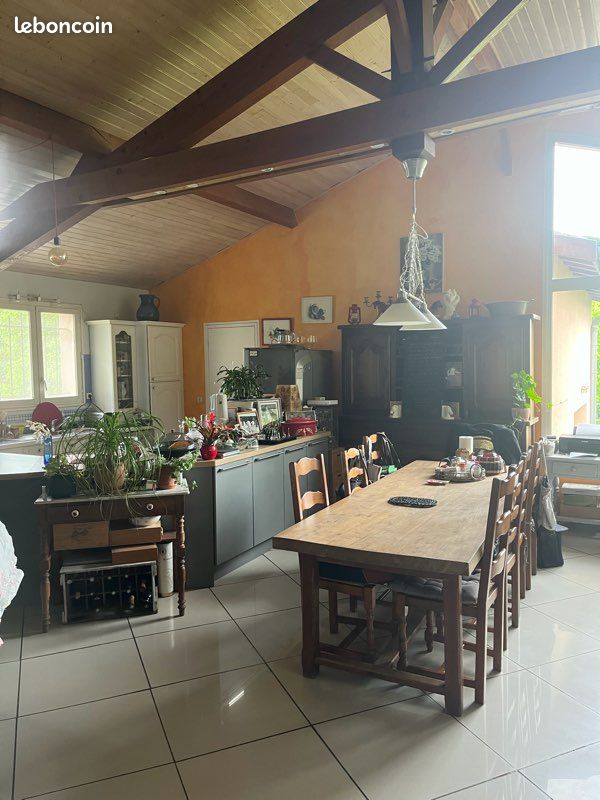 Maison 6 pièces 140 m² · à Léojac · 140 m² · 370 000 €