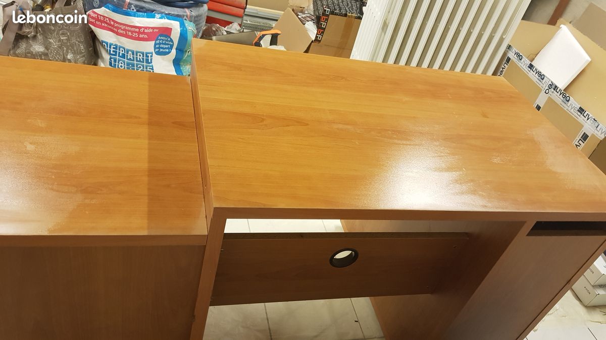 Bureau informatique (image 1)