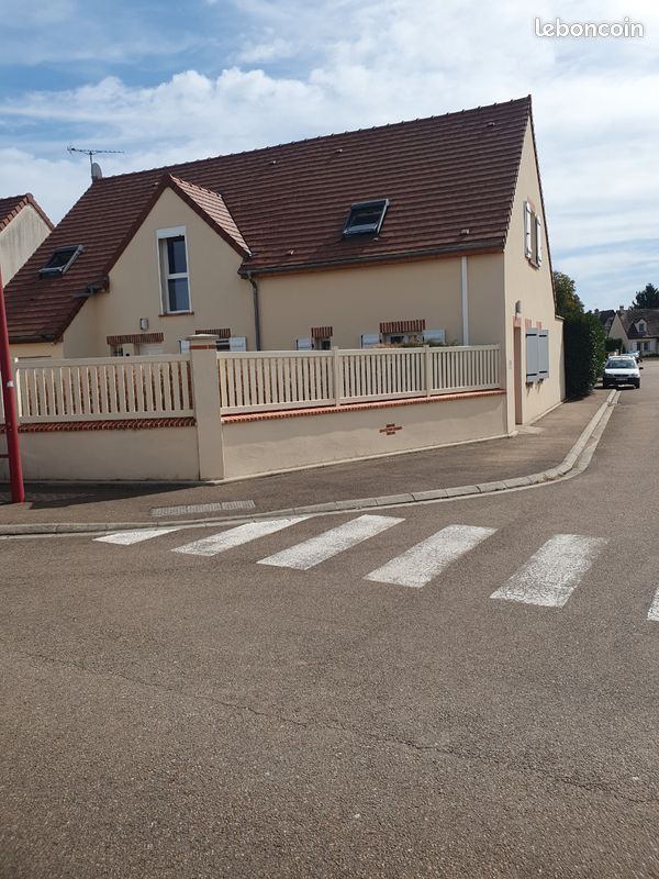Maison 7 pièces 185 m² · à Monéteau · 185 m² · 301 000 €