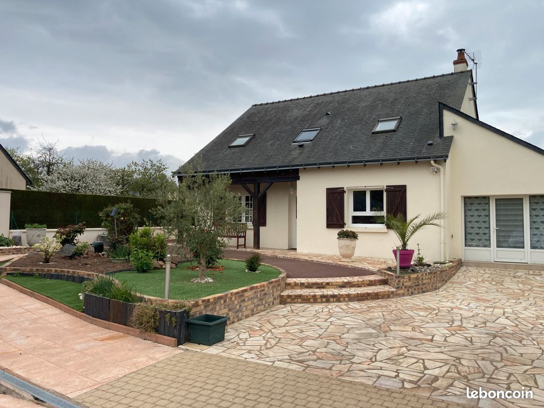 Maison 7 pièces 185 m² · à Gennes-Val-de-Loire · 185 m² · 369 000 €