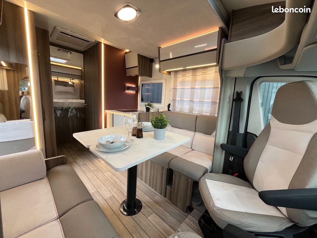 ROLLER TEAM Camping car profilé 267 tl Spring Edition lit central lit pavillon ci (image 7)