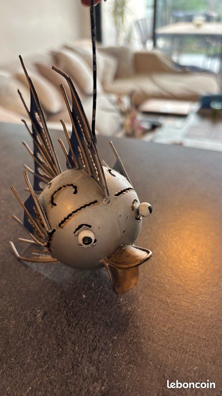 Décoration petit poisson en métal (image 2)