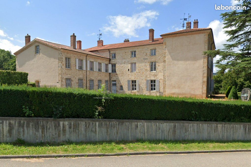 Appartement 7 pièces 121 m² · à Firminy · 121 m² · 105 000 €