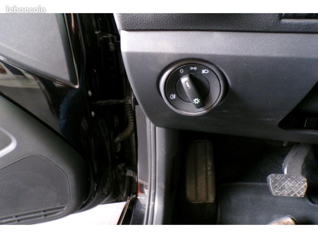 SKODA CITIGO 1.0 12V MPI - 75 - BV ASG5 S&S BERLINE Edition PHASE 2 (image 11)