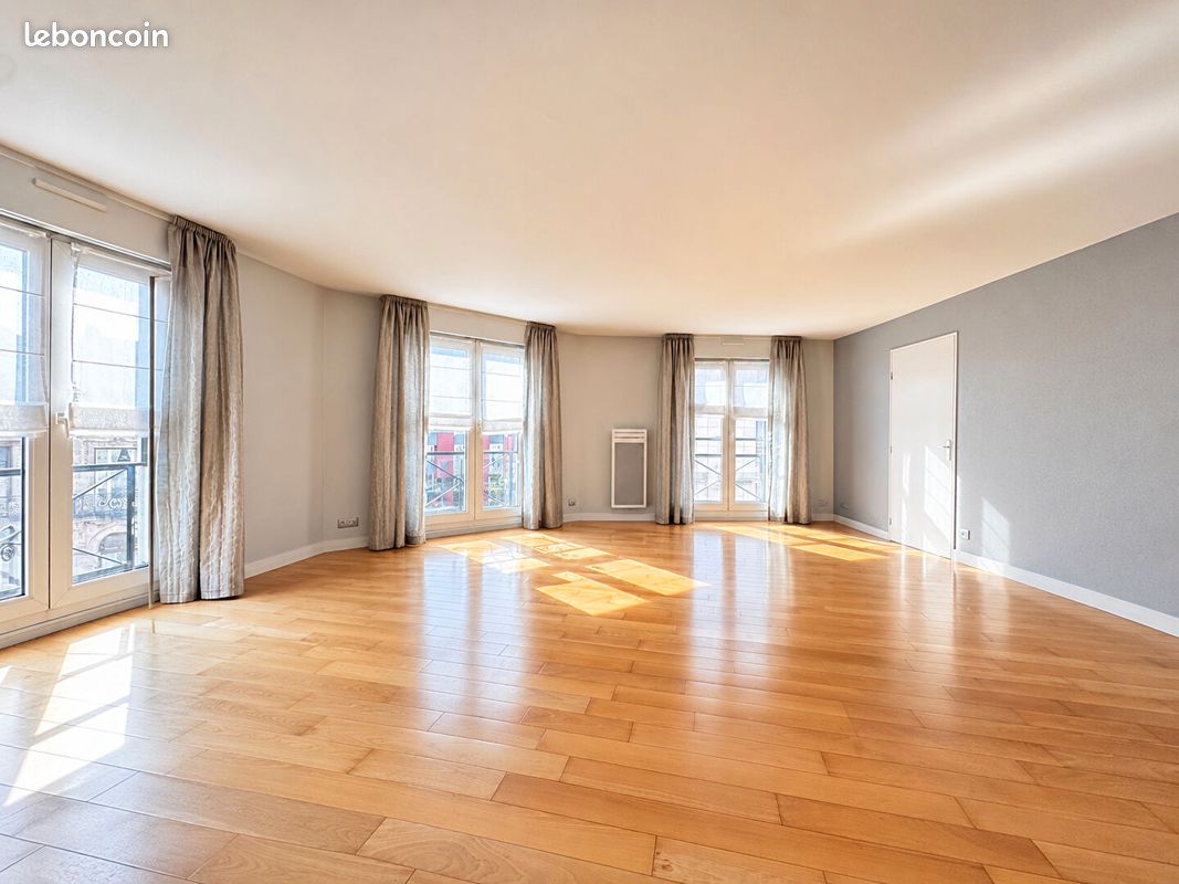Appartement 3 pièces 84 m² · à Lille · 84 m² · 349 000 €