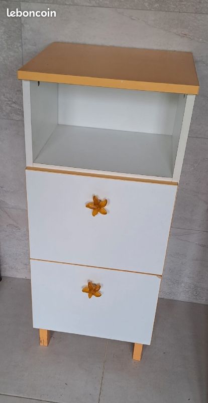 Petit meuble de rangement (image 1)