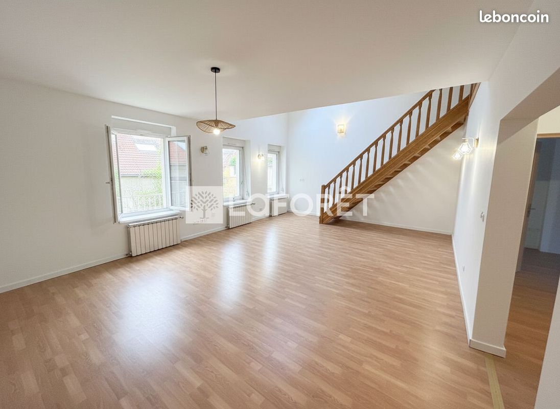 Appartement 5 pièces 125 m² · à Algrange · 125 m² · 180 000 €