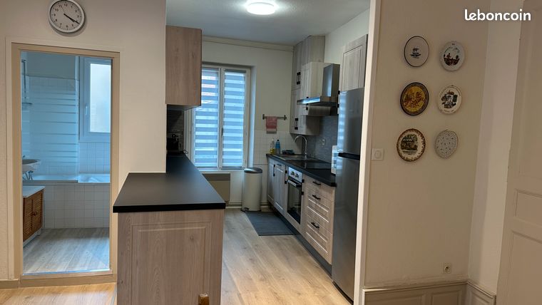 Location appartement F4 meublé hyper centre