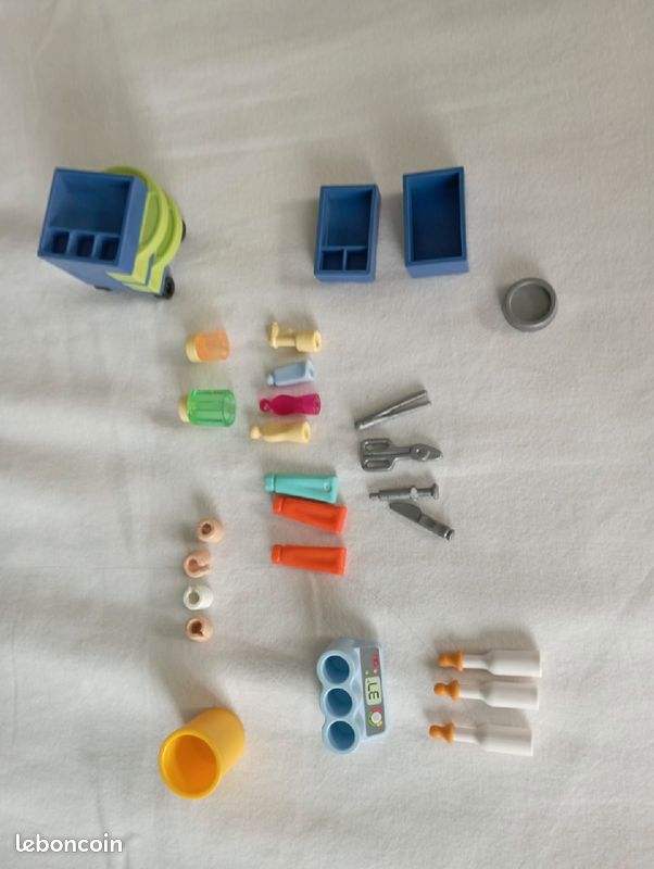 Veterinaire Enfant Playmobil 4009 Superset Clinique