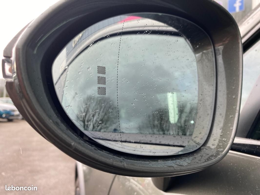 Porsche Macan ELECTRIQUE 4S 516 ch (image 27)