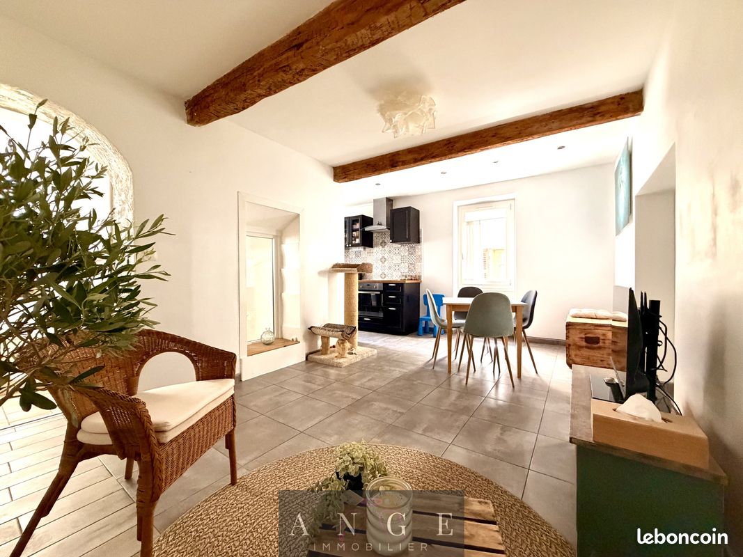 Maison 4 pièces 84 m² · à Solliès-Toucas · 84 m² · 245 000 €