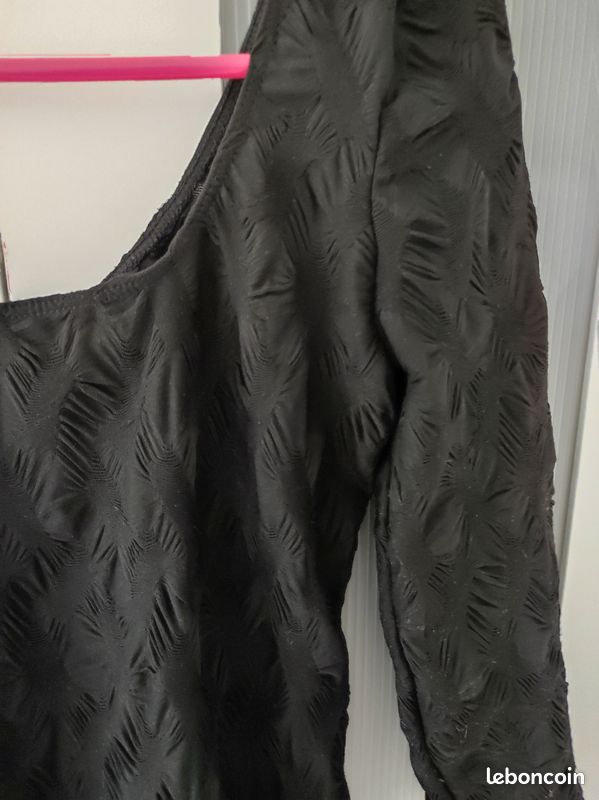 Robe noire (image 2)