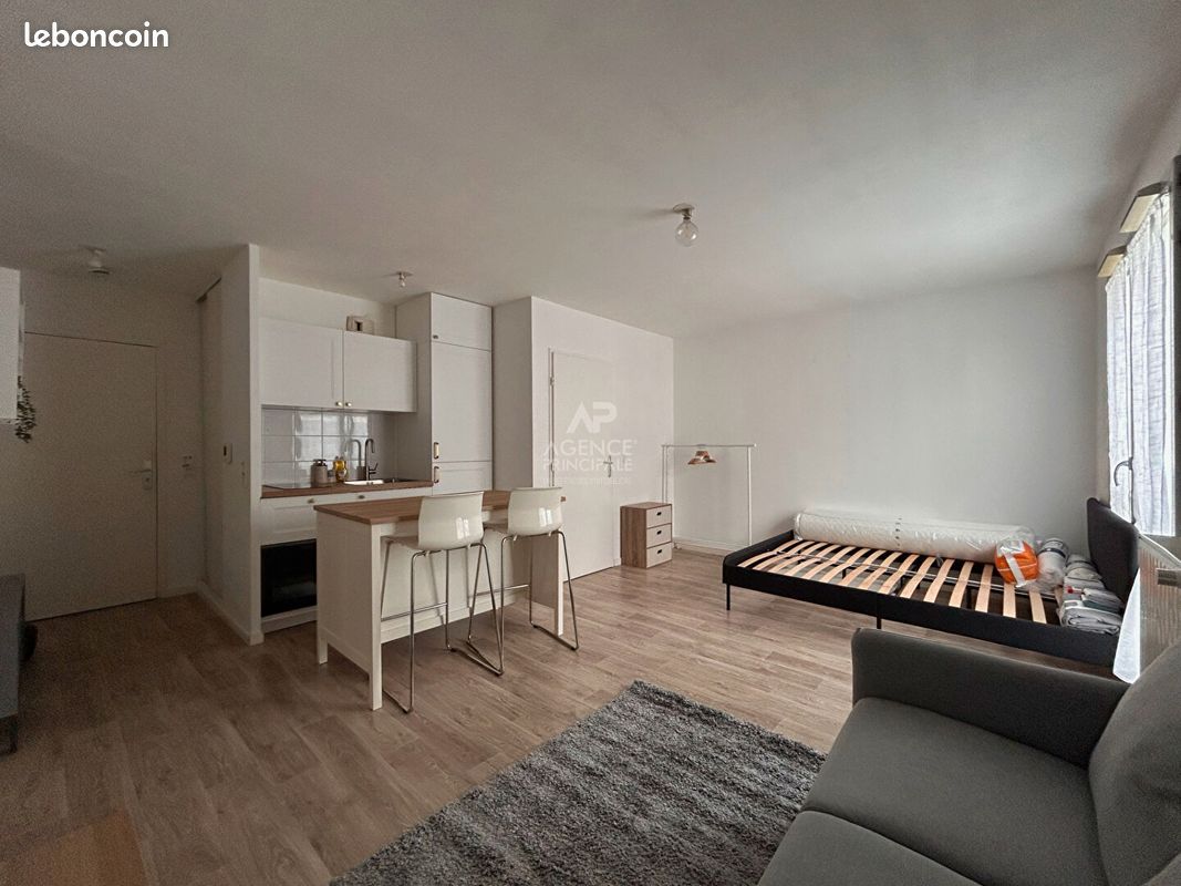 Appartement 1 pièce 29 m² · à Carrières-sous-Poissy · 29 m² · 800 €