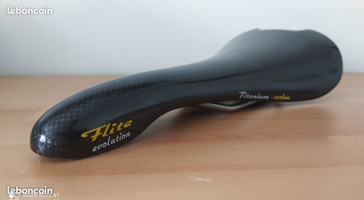 Selle SELLE ITALIA MAX SLR BOOST GEL SUPERFLOW L Rails TI316