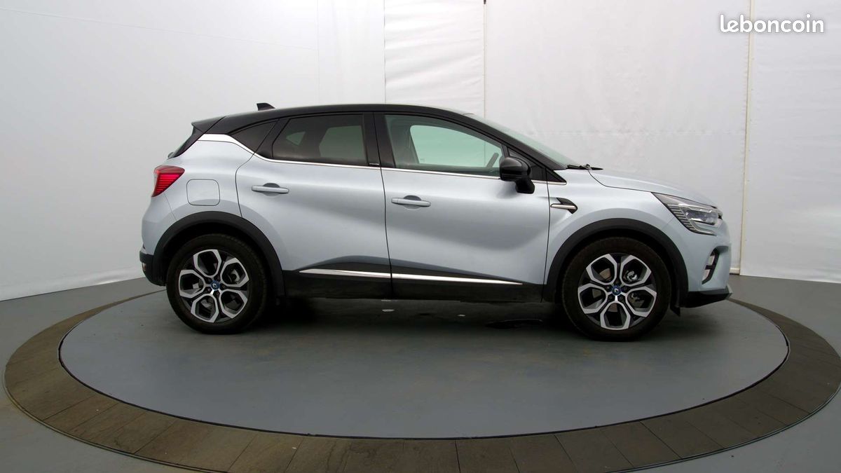 Renault captur e tech plug in 160 intens (image 11)