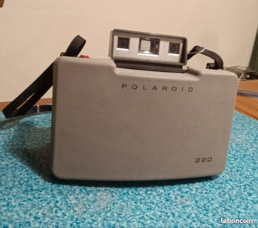 Appareil Polaroïd Land automatique 220 (image 4)