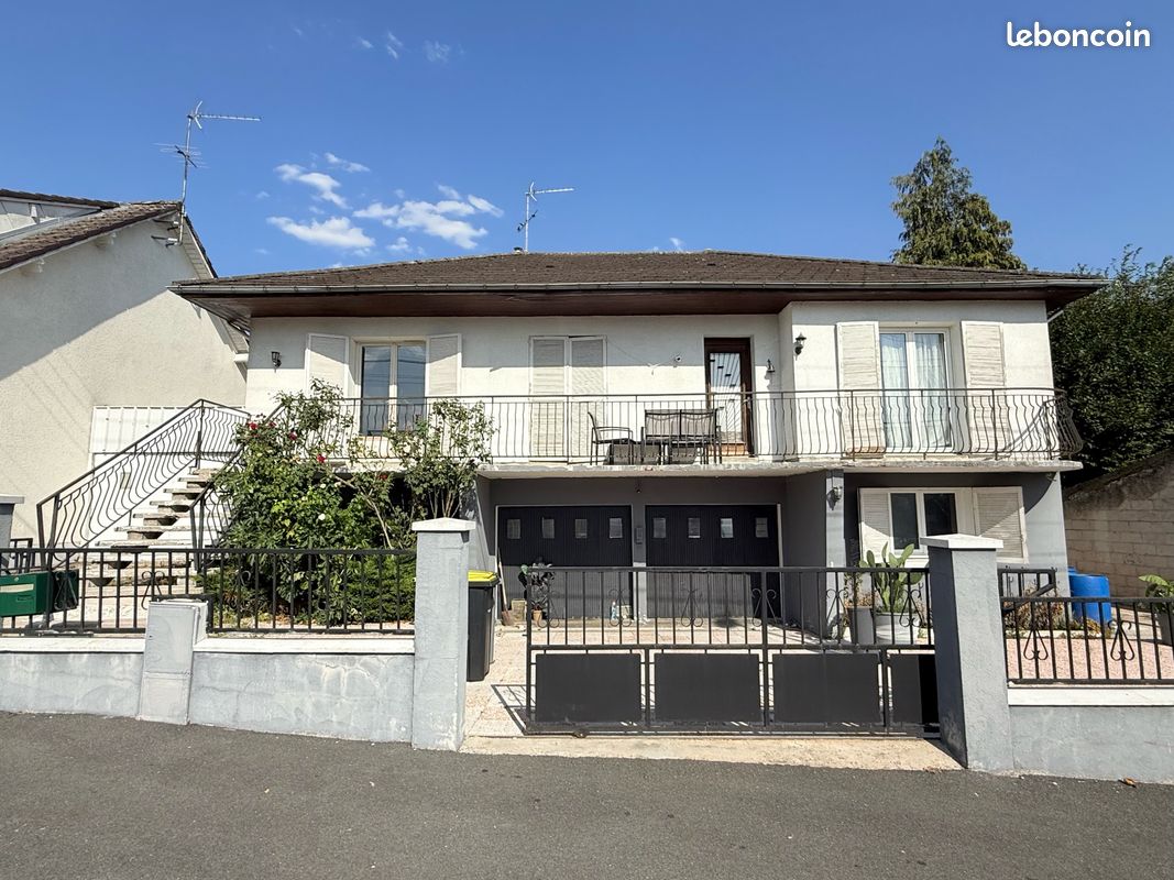 Maison 8 pièces 205 m² · à Vierzon · 205 m² · 175 000 €