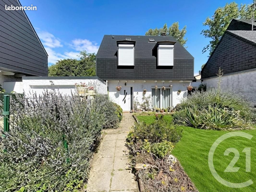 Maison 7 pièces 138 m² · à Savigny-le-Temple · 138 m² · 284 000 €