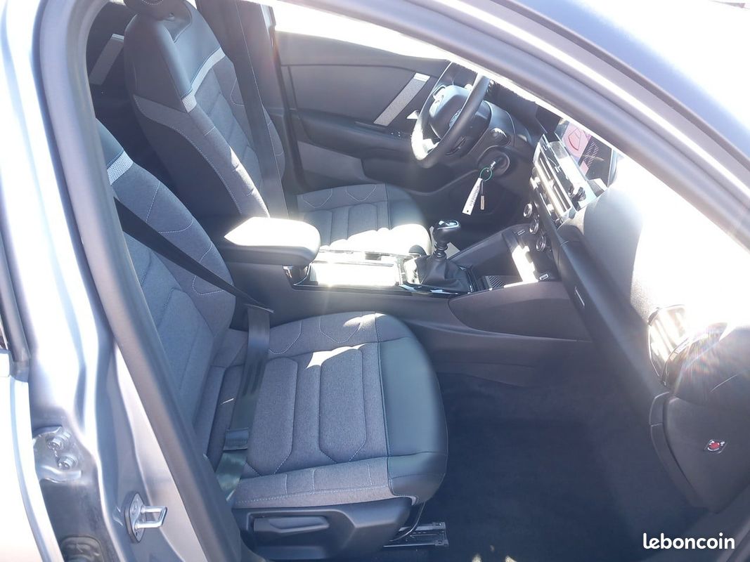 CITROEN C4 PureTech 130 S&S BVM6 Feel Pack (image 14)