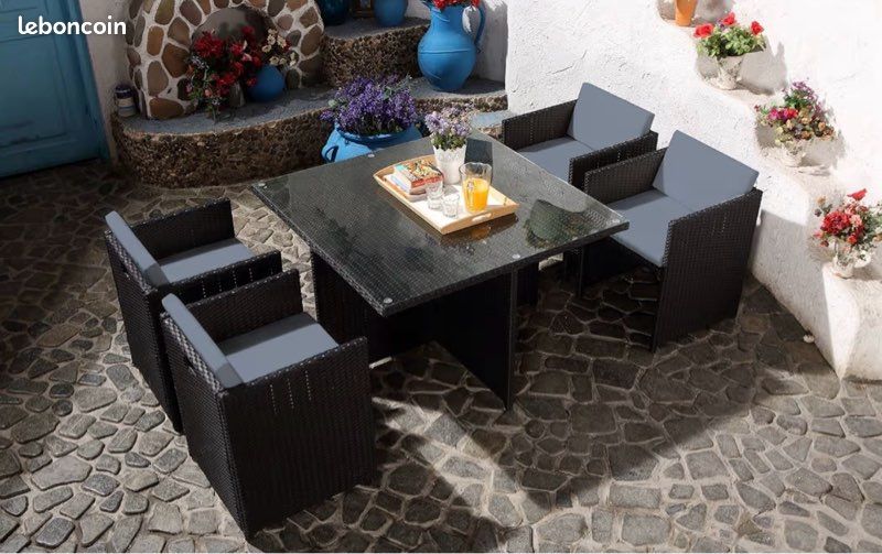 Table de jardin extérieur encastrable noire résine (image 1)
